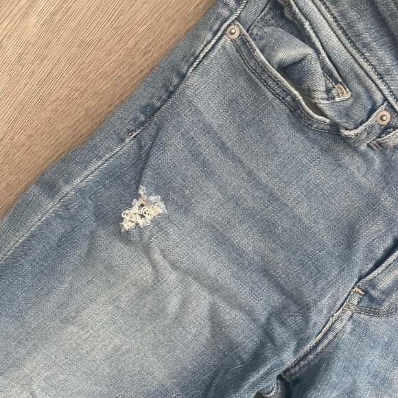 Levi Distressed Skinny Jeans - Picture 6 of 8